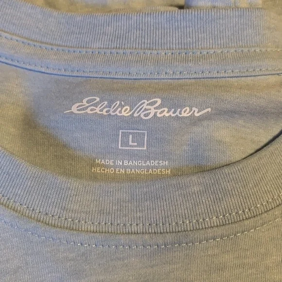 Eddie Bauer light blue T-shirt, large - Picture 4 of 4